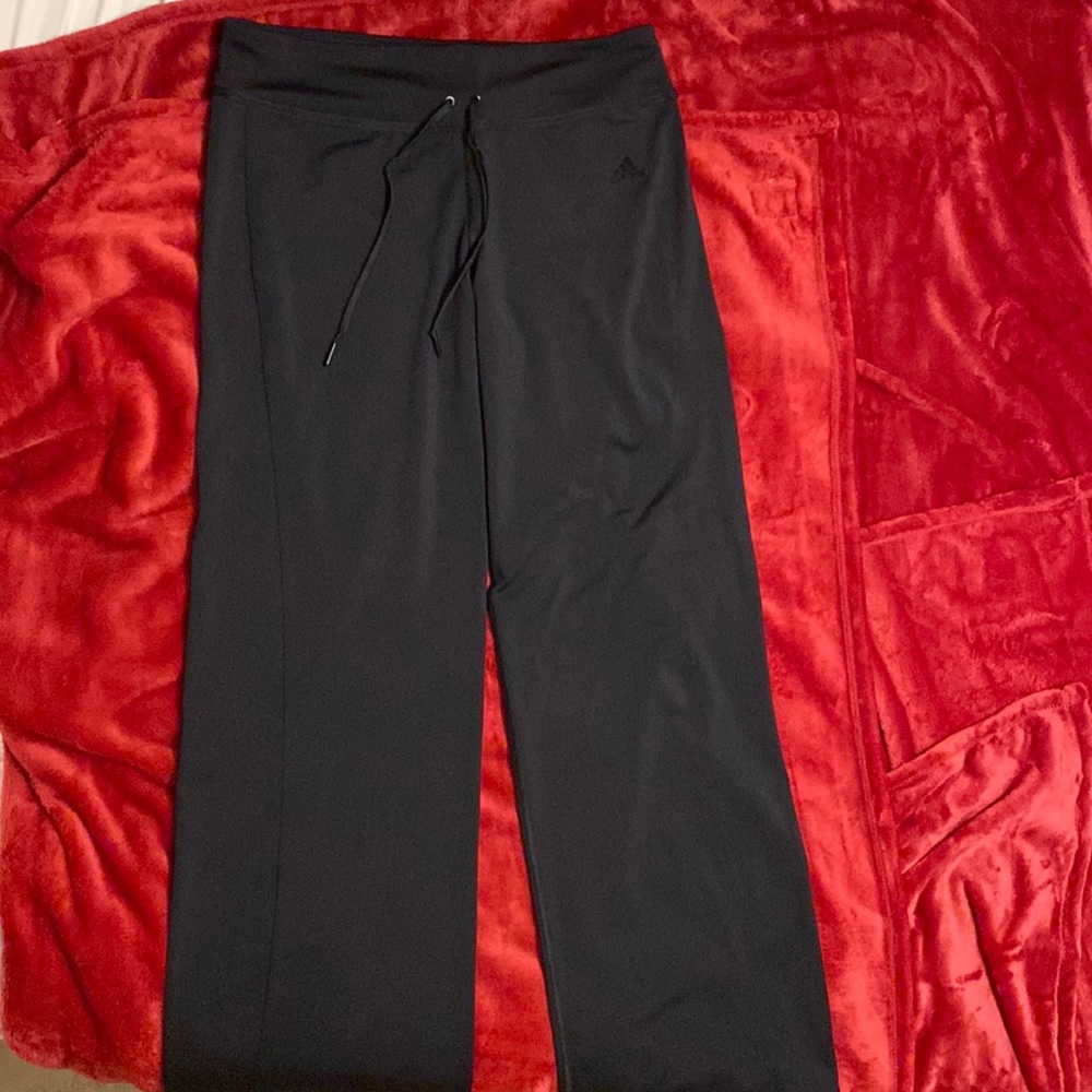 Adidas black loose leggings in good condition